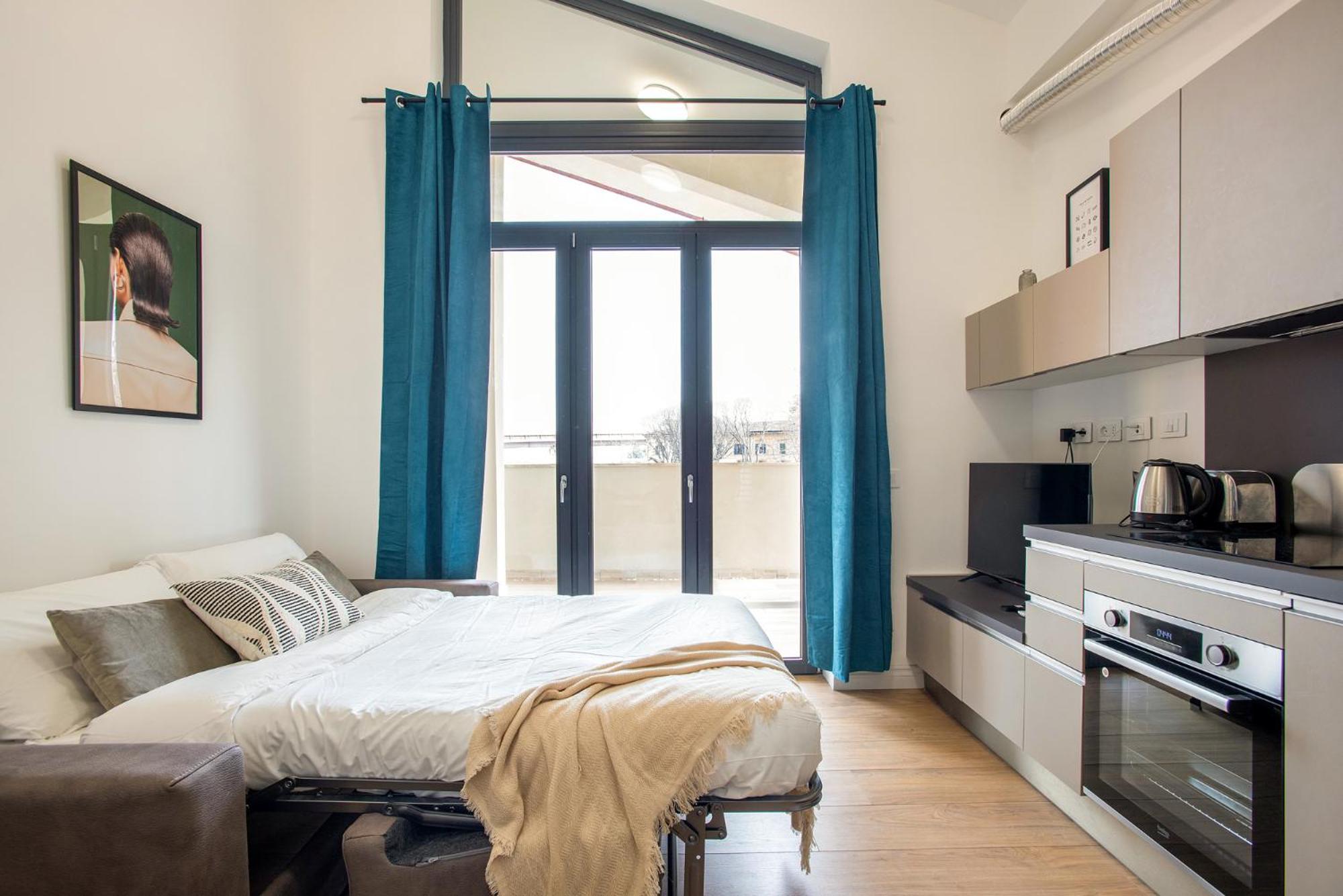 Urban Oasis With Balcony And Free Private Parking Rome